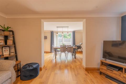 undefined, Richardson Drive, Stourbridge