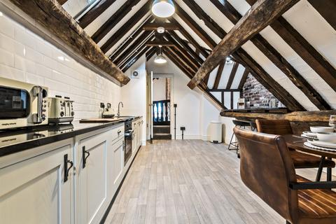 1 bedroom apartment for sale, Bridge Street Row East, Chester, CH1