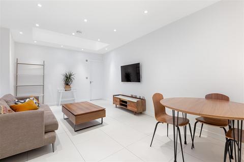 2 bedroom mews for sale, Rose Joan Mews, West Hampstead NW6