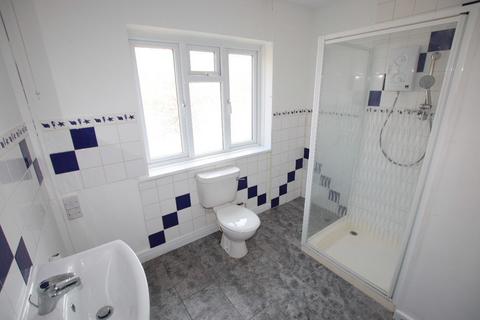 2 bedroom flat for sale, Oulton Hall., Marine Parade East, Clacton on Sea, CO15