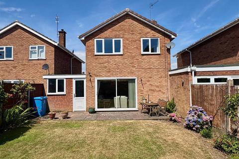 3 bedroom link detached house for sale, 6 Hazel Gardens, Codsall, Wolverhampton