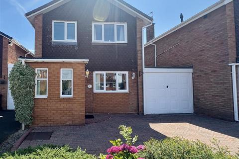 3 bedroom link detached house for sale, 6 Hazel Gardens, Codsall, Wolverhampton