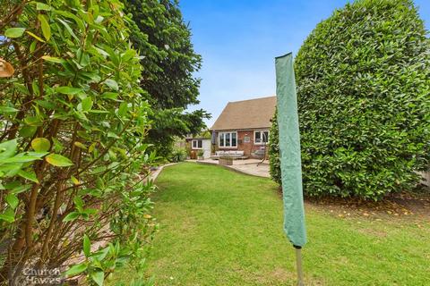 2 bedroom detached bungalow for sale, Acacia Drive, Maldon