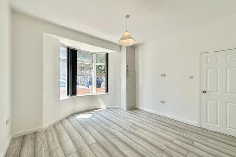 undefined, Grosvenor Road, Hanwell, W7 1HP