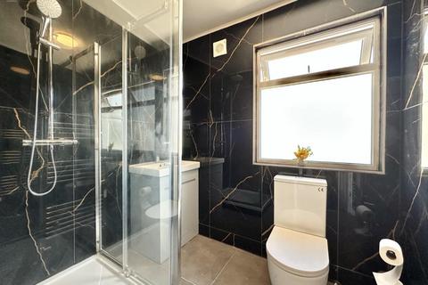 3 bedroom house for sale, Grosvenor Road, Hanwell, W7 1HP