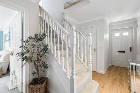 22 Castell Close, Hilperton, Trowbridge, BA14 7UJ