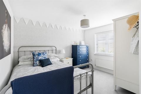 22 Castell Close, Hilperton, Trowbridge, BA14 7UJ