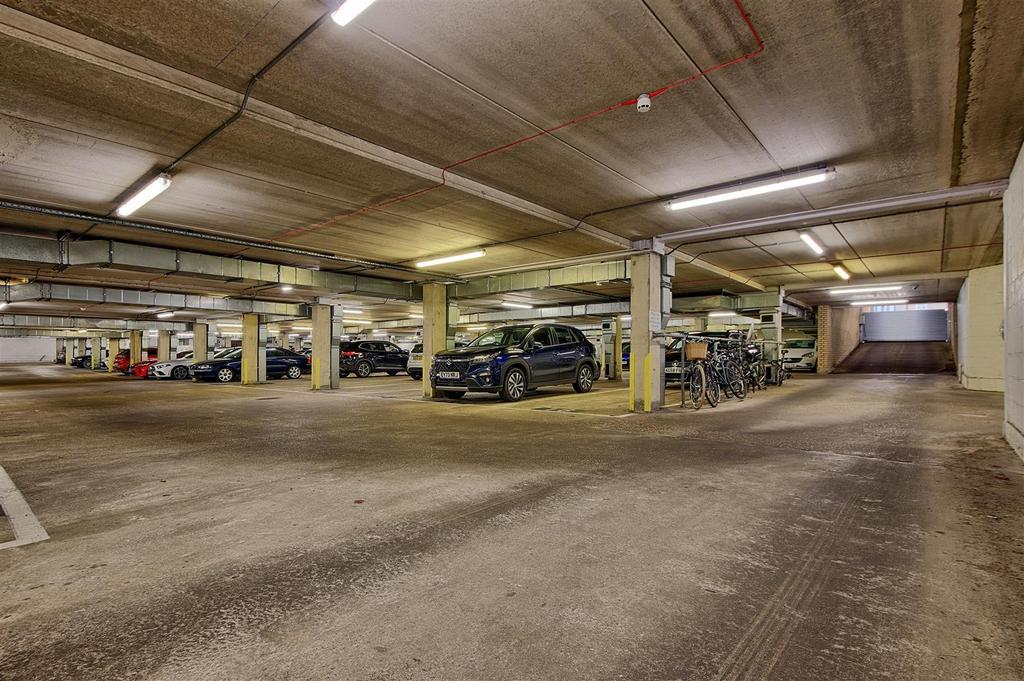 Garage.jpg