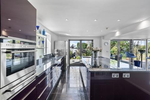 undefined, Thousand Oaks, Marbury, Cheshire SY13 4NA