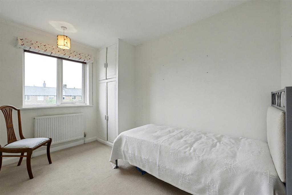 Bedroom 2 1.jpeg