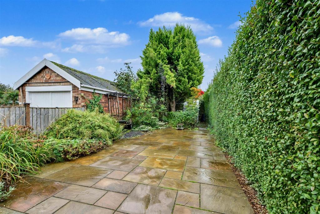 Garden 2.jpeg