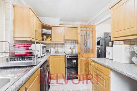14 Barncroft Road, Stoke-on-trent, ST6 6QF