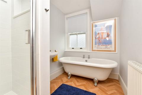 2 bedroom flat for sale, Hartley House, Westgate-On-Sea CT8