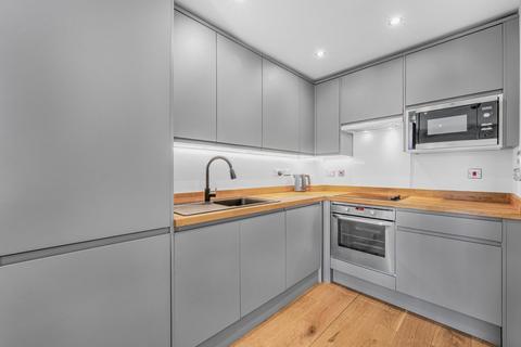 2 bedroom flat for sale, Island Apartments, 34 Coleman Fields, Islington, London