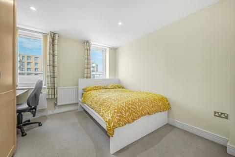 undefined, Wards Wharf Approach, London