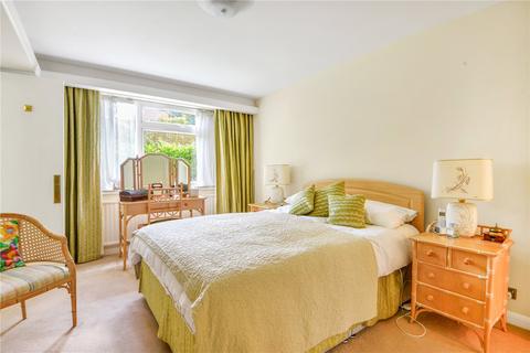 Hendon Lane, Finchley, N3