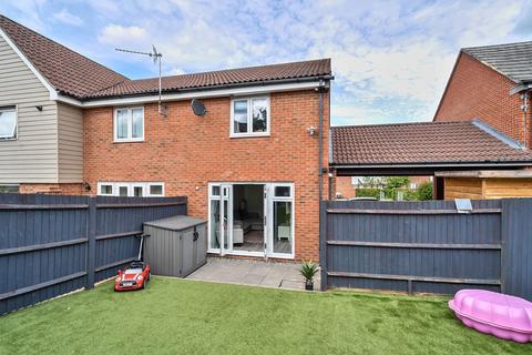 39 Englefield Way, Basingstoke, RG24 9SF