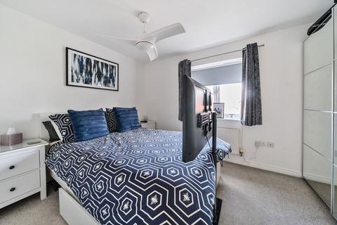 39 Englefield Way, Basingstoke, RG24 9SF