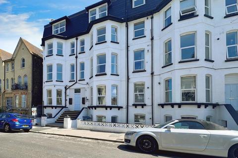 2 bedroom apartment to rent, Athelstan Road Margate CT9