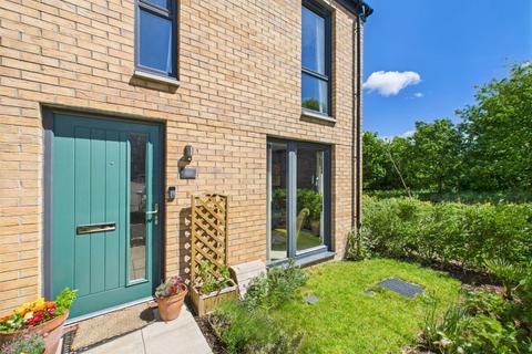 3 bedroom end of terrace house to rent, Cunningham Square, Portobello, Edinburgh, EH15