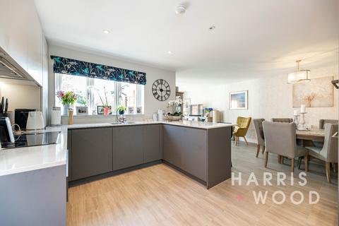 40 Lowefields, Earls Colne, Colchester, CO6 2LH