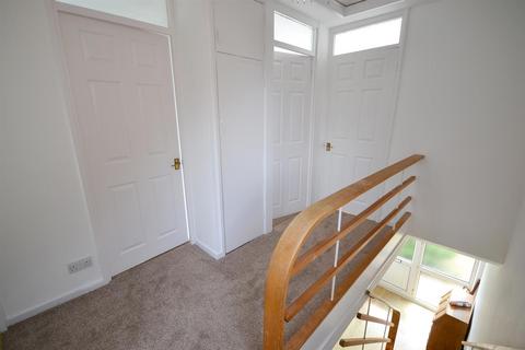 3 bedroom semi-detached house for sale, Chatsworth Avenue, Radcliffe on Trent, Nottingham