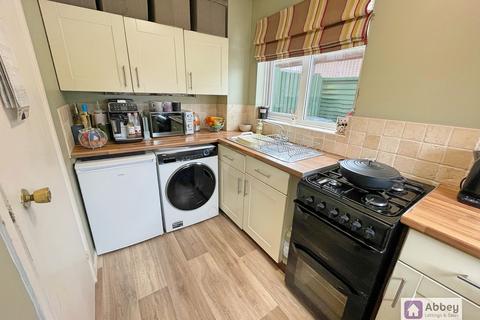 2 bedroom semi-detached house for sale, Manor Drive, Leicester, LE4