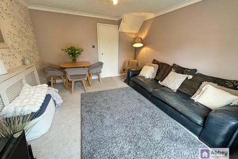 2 bedroom semi-detached house for sale, Manor Drive, Leicester, LE4