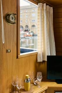 3 bedroom houseboat for sale, St Katharine Docks, Wapping, E1W