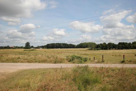 undefined, Qua Fen Common, Soham CB7