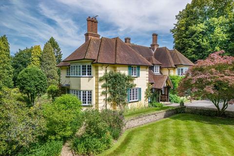 5 bedroom detached house for sale, Chipperfield, Herts, WD4