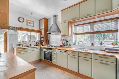 5 bedroom semi-detached house for sale, London Street, Chertsey, KT16