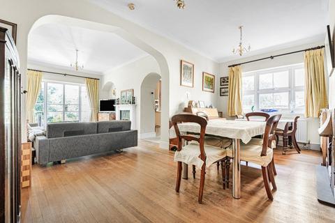 5 bedroom semi-detached house for sale, London Street, Chertsey, KT16
