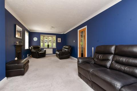 3 Postmill Close, Croydon, CR0 5DY
