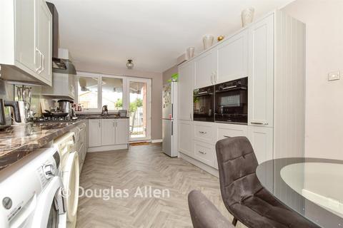 3 bedroom detached house for sale, Harold Gardens, Wickford SS11