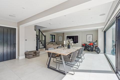 7 bedroom barn conversion for sale, Hollybush Lane, Denham UB9