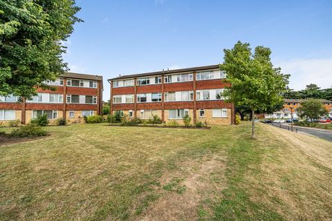 Flat 1, Bearstead House Abbey Park, Beckenham, BR3 1PP