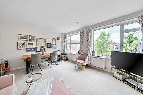 Flat 1, Bearstead House Abbey Park, Beckenham, BR3 1PP