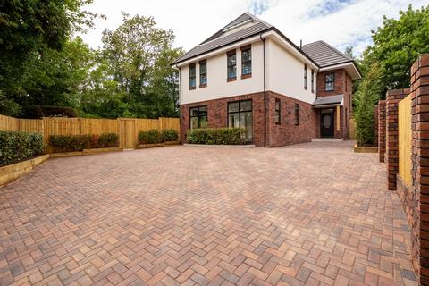 6 bedroom detached house for sale, The Mount, Warlingham, CR6