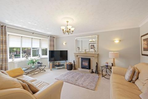 6 bedroom detached house for sale, Hawthorn Drive, Hollywood, B47