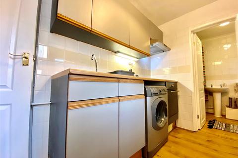 Studio to rent, Bath Buildings, Bristol BS6