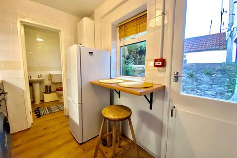 Studio to rent, Bath Buildings, Bristol BS6