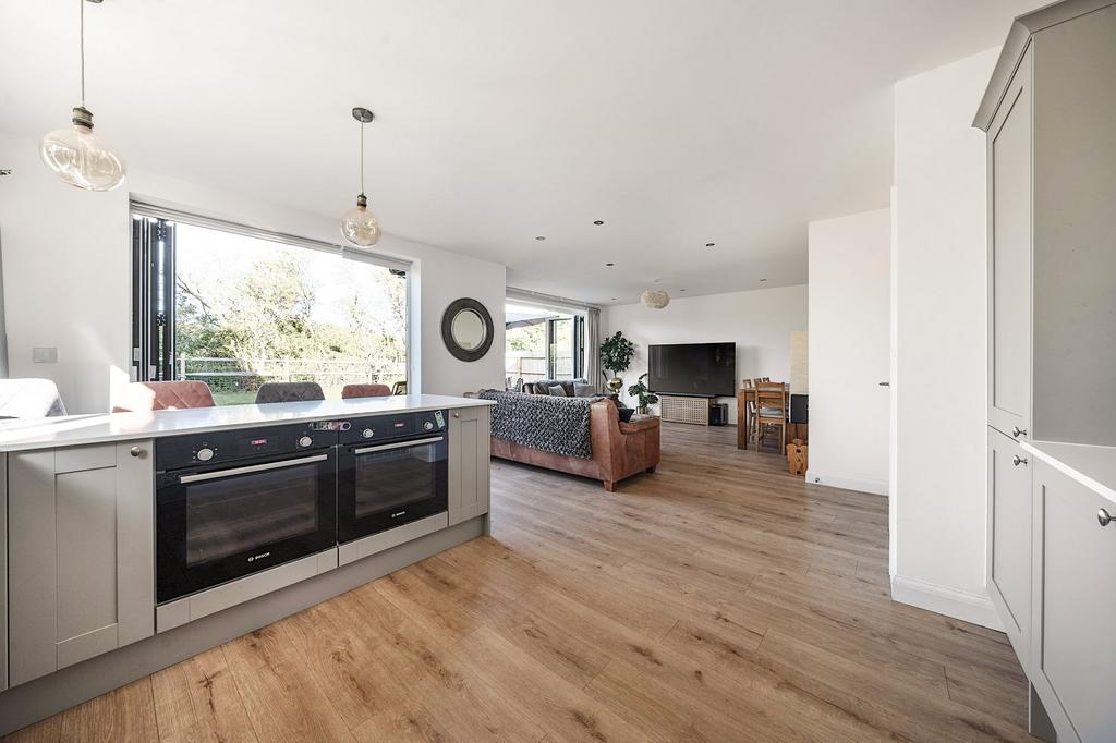 Open Plan Lounge/Dining/ Kitchen