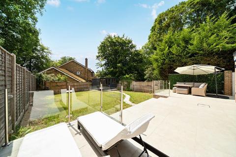 2 Amersham Road, Penn Street, Amersham, HP7 0QW