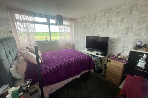 34 Egremont Lawn, Liverpool, L27 5RB