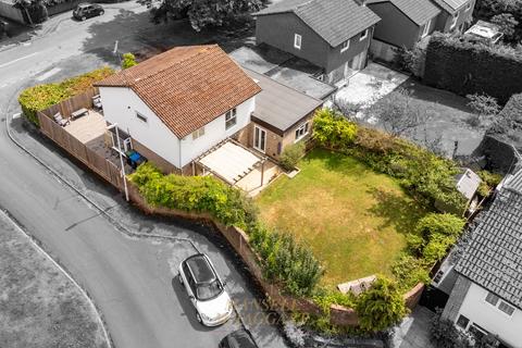 5 bedroom link detached house for sale, Stuart Way, East Grinstead RH19