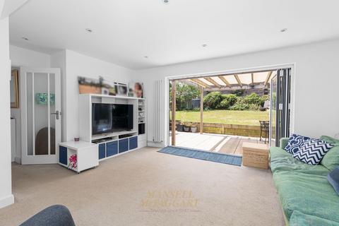 5 bedroom link detached house for sale, Stuart Way, East Grinstead RH19