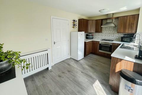 undefined, Clos Gwaith Brics, Tondu, Bridgend, CF32