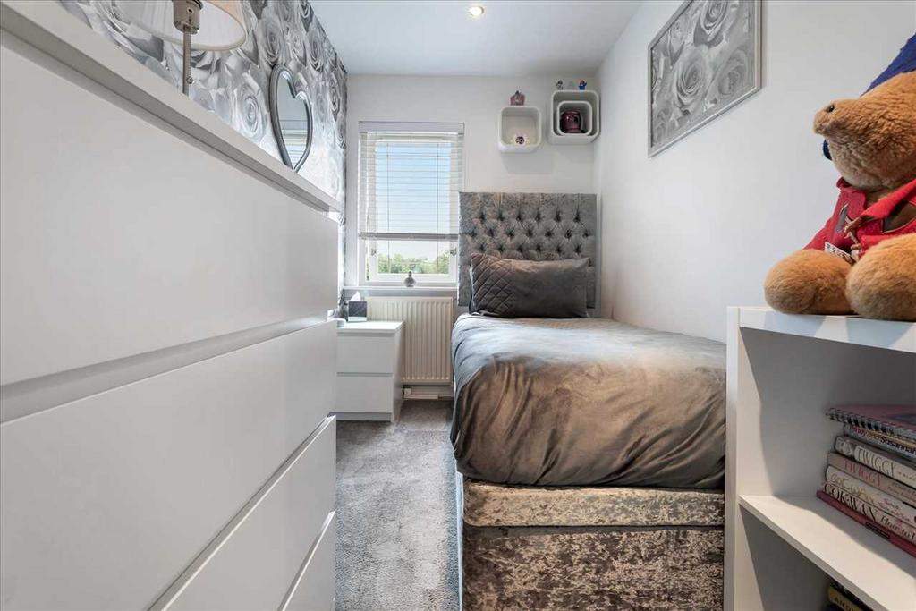 Bedroom Two (1)