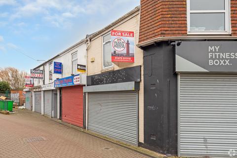 Retail property (high street) to rent, 22 Pasture St Grimsby DN31 1QD
